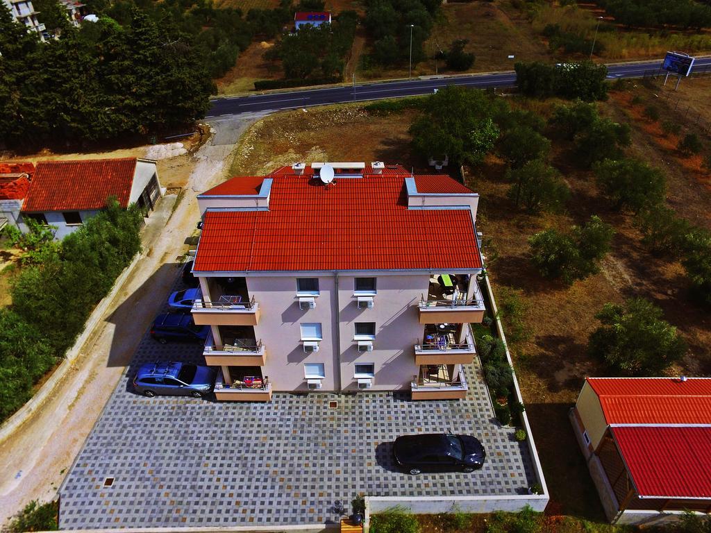 Ivana Apartman *